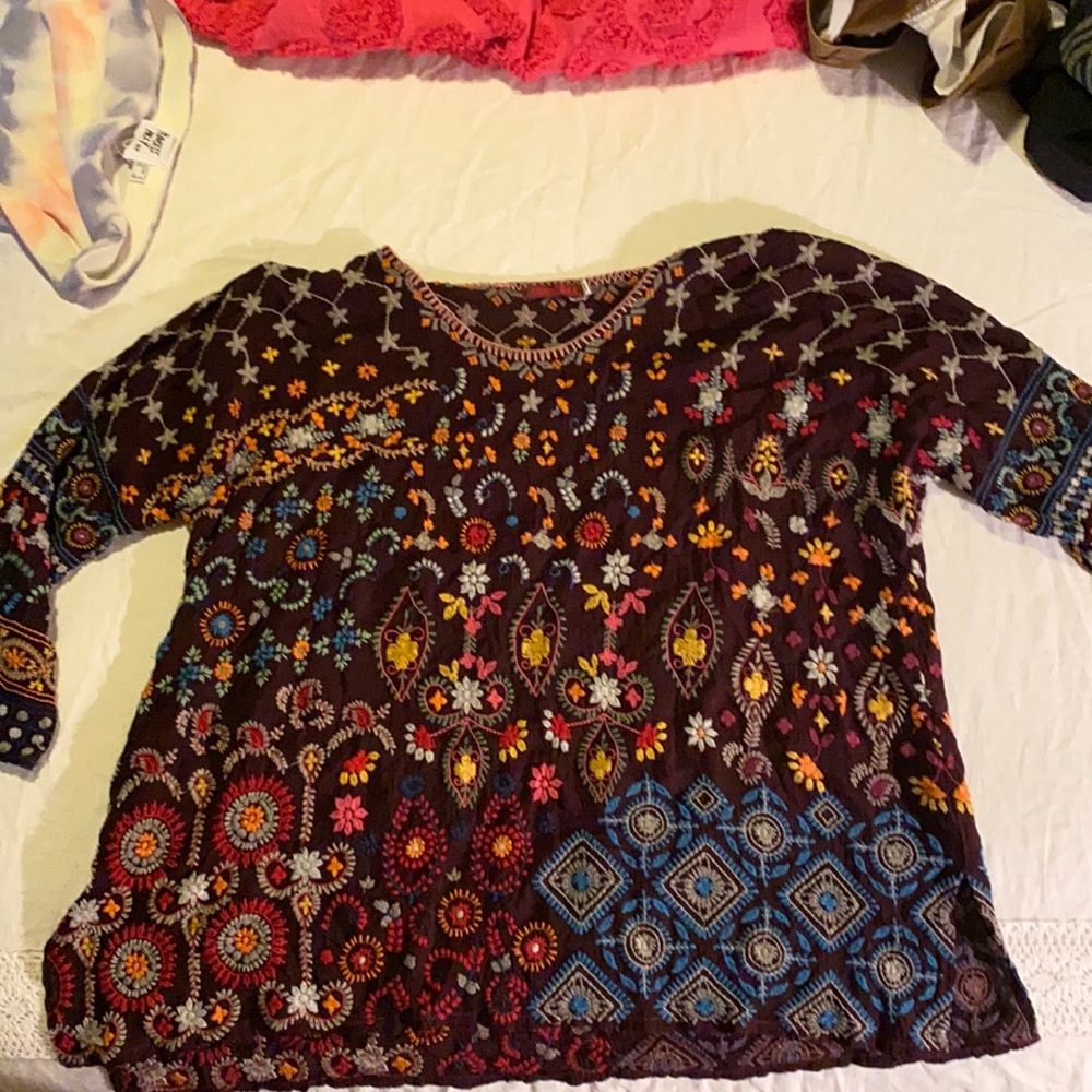 Johnny Was Size Large Embroidered Top